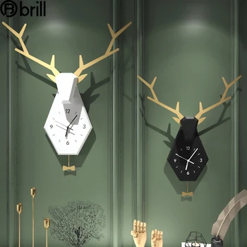 Лъки Deer Wall Digital Clock Home Living Room Диаметър на Часовника European Luxury Fashion Black and White Gold Clock Personality Gift